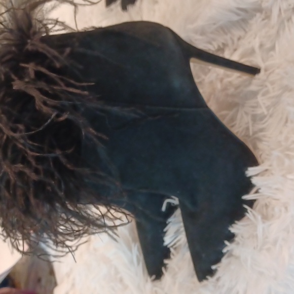 Michael Kors Whitby Black Ostrich Suede & Feather High Heel Bootie MULTI SIZES - Picture 11 of 16